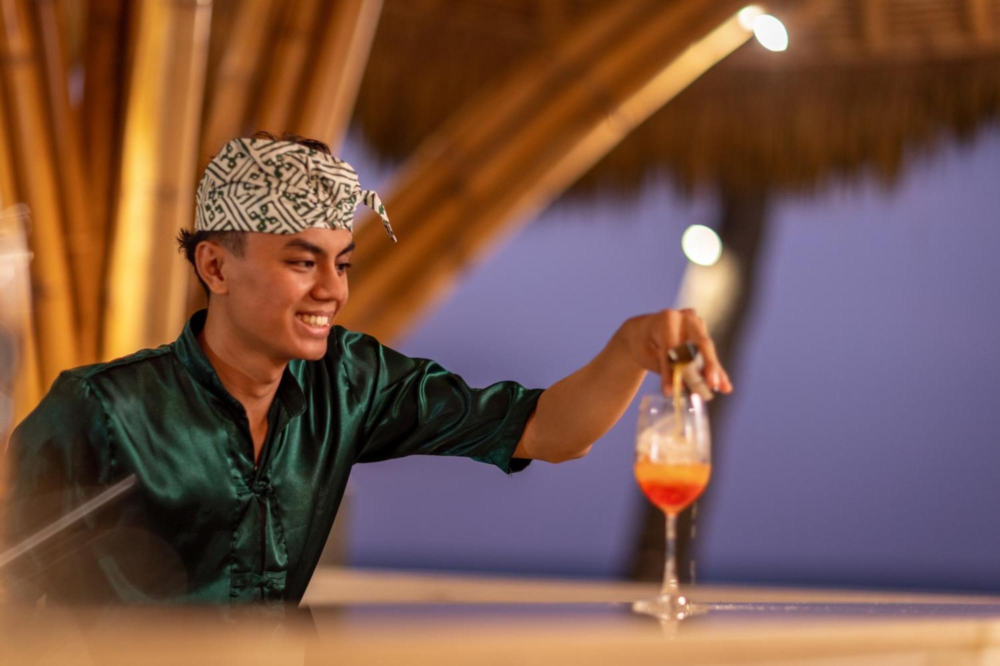 Semaya Beach Resort Tanglad Luaran gambar