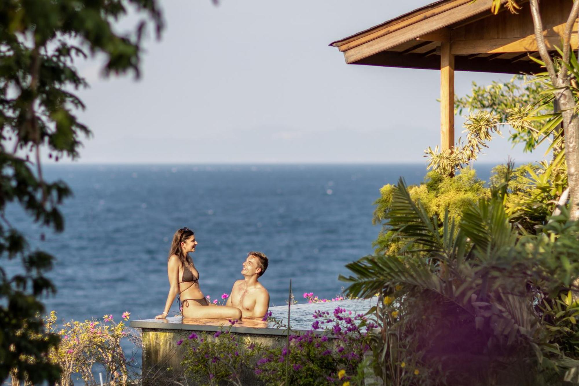 Semaya Beach Resort Tanglad Luaran gambar